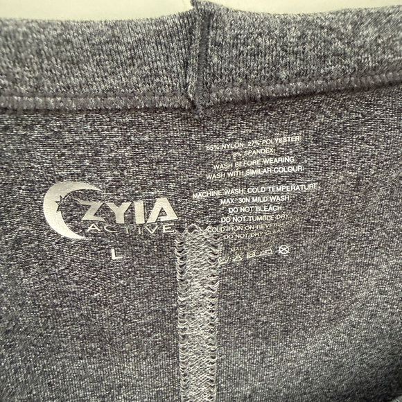 Zyia gray active long sleeve - Picture 3 of 7